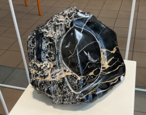 Exposition à la MDA, Orléans, France. Sculptures J.P. Milesi